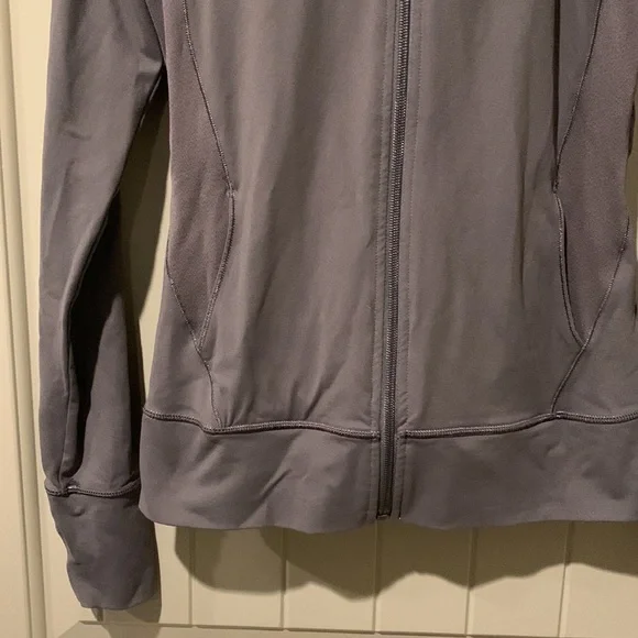 ALO Yoga Zip-Up Hoodie - Picture 3 of 10
